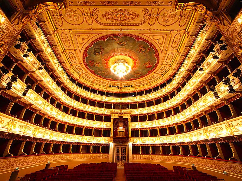 Teatro-Regio-Parma-teatro-verdi